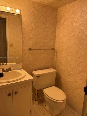 100 Bayview Drive Sunny Isles Beach FL 33160