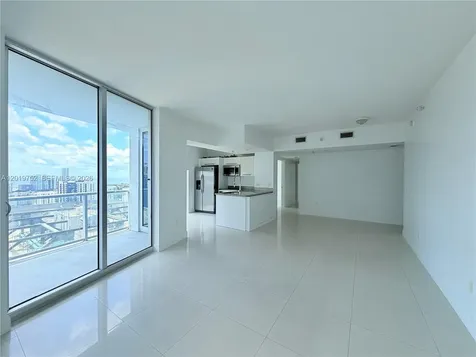 185 SW 7 Street Miami FL 33130