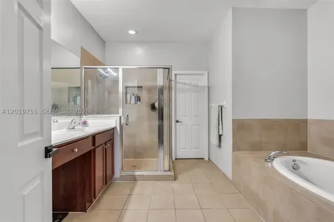 633 SE 35th Terrace Homestead FL 33033