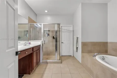 633 SE 35th Terrace Homestead FL 33033