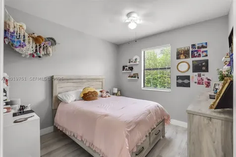 633 SE 35th Terrace Homestead FL 33033