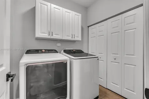 633 SE 35th Terrace Homestead FL 33033