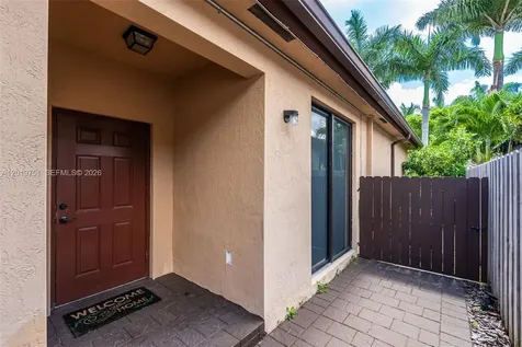 633 SE 35th Terrace Homestead FL 33033