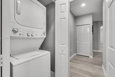 633 SE 35th Terrace Homestead FL 33033
