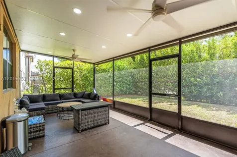 633 SE 35th Terrace Homestead FL 33033