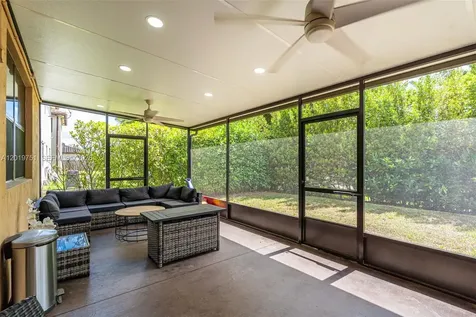 633 SE 35th Terrace Homestead FL 33033