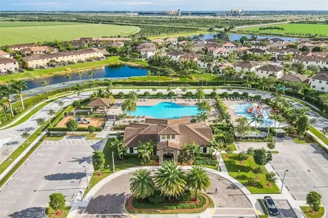 633 SE 35th Terrace Homestead FL 33033