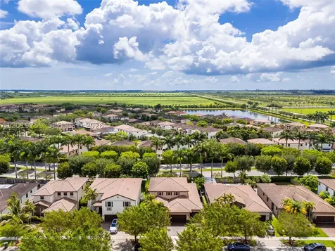 633 SE 35th Terrace Homestead FL 33033