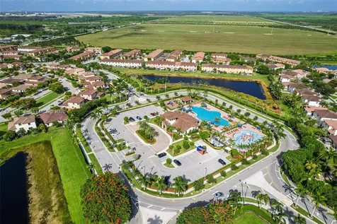 633 SE 35th Terrace Homestead FL 33033