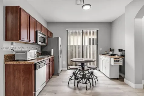 633 SE 35th Terrace Homestead FL 33033