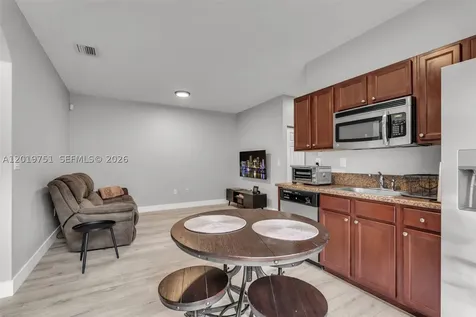 633 SE 35th Terrace Homestead FL 33033