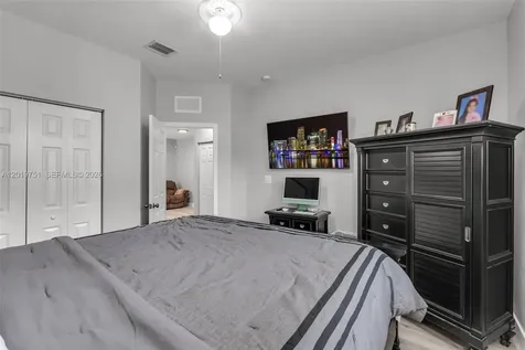 633 SE 35th Terrace Homestead FL 33033