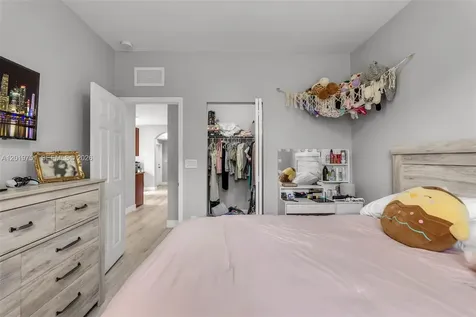 633 SE 35th Terrace Homestead FL 33033
