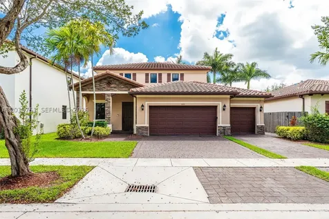 633 SE 35th Terrace Homestead FL 33033