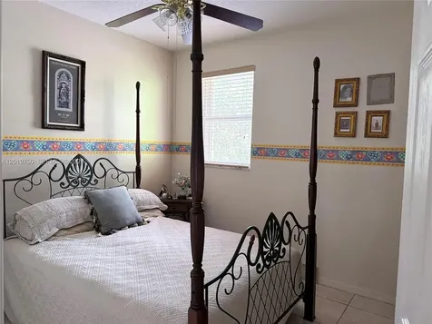 10824 NW 51st Lane Doral FL 33178