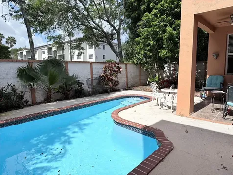 10824 NW 51st Lane Doral FL 33178