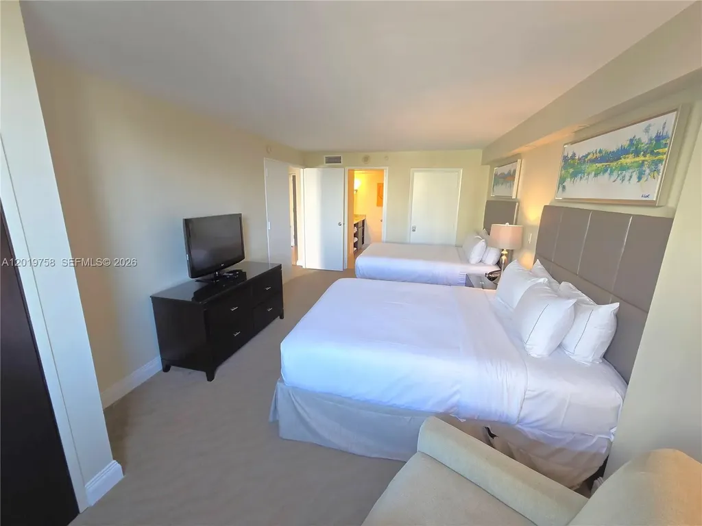 2670 E Sunrise Boulevard Fort Lauderdale FL 33304
