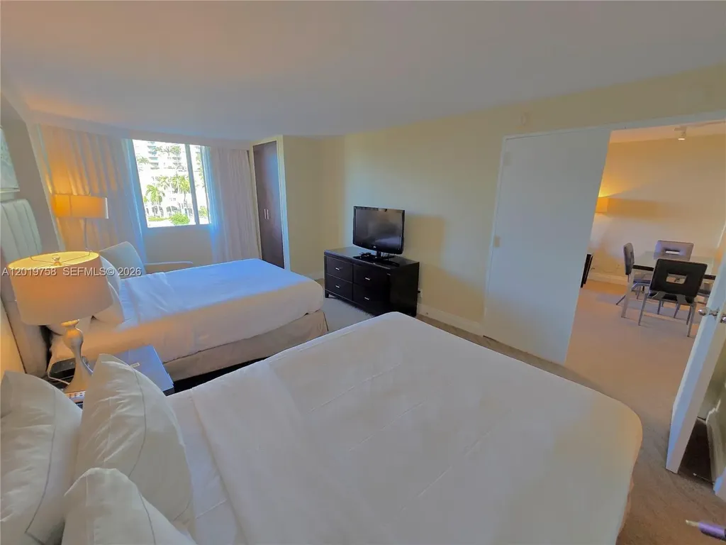 2670 E Sunrise Boulevard Fort Lauderdale FL 33304