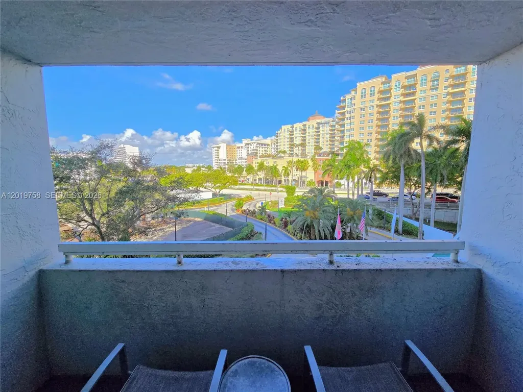 2670 E Sunrise Boulevard Fort Lauderdale FL 33304