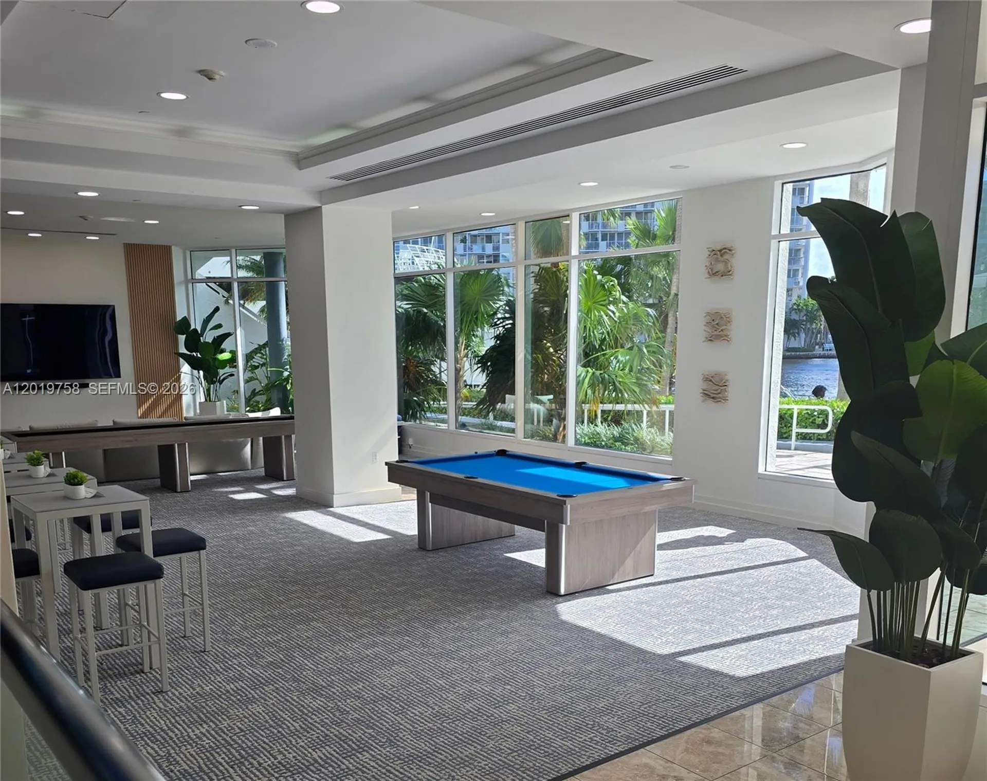 2670 E Sunrise Boulevard Fort Lauderdale FL 33304