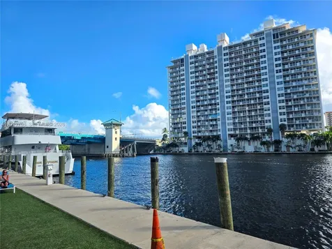 2670 E Sunrise Boulevard Fort Lauderdale FL 33304