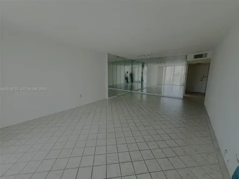 2801 NE 183rd Street Aventura FL 33160