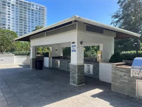 2801 NE 183rd Street Aventura FL 33160