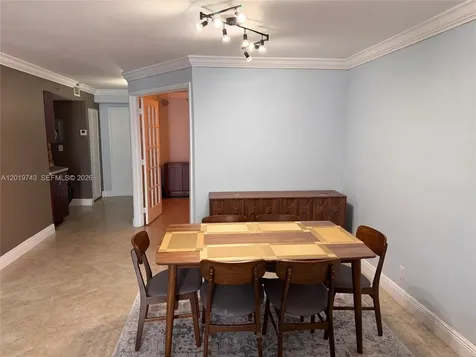 2401 Collins Avenue Miami Beach FL 33140
