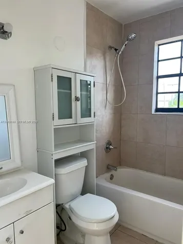 4245 NW 24th Avenue Miami FL 33142