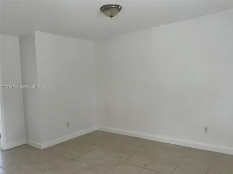 4245 NW 24th Avenue Miami FL 33142