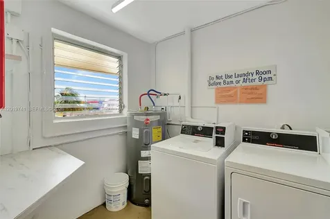 17001 NE 13th Avenue Miami FL 33162