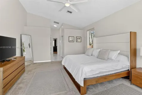 2922 Medinah Weston FL 33332