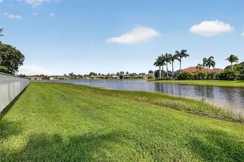 2922 Medinah Weston FL 33332