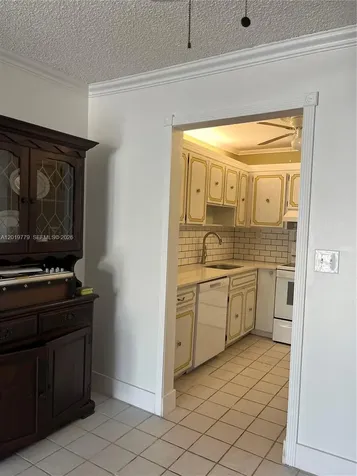 17051 NE 35th Avenue North Miami Beach FL 33160