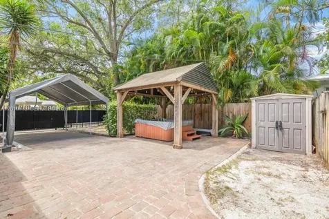 2301 Tequesta Lane Coconut Grove FL 33133