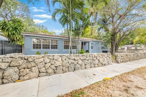 2301 Tequesta Lane Coconut Grove FL 33133