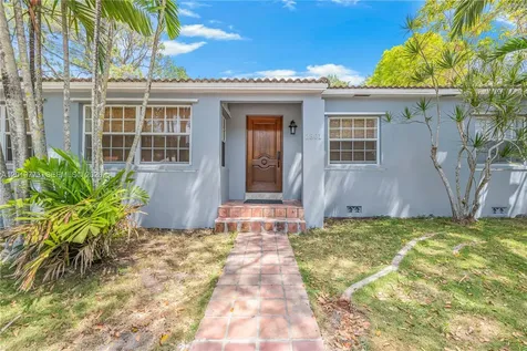 2301 Tequesta Lane Coconut Grove FL 33133