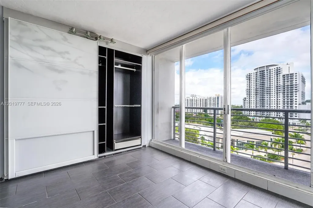 1720 Harrison Street Hollywood FL 33020