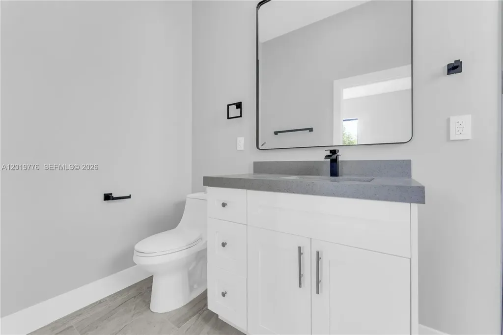 2947 NW 9th Street Fort Lauderdale FL 33311
