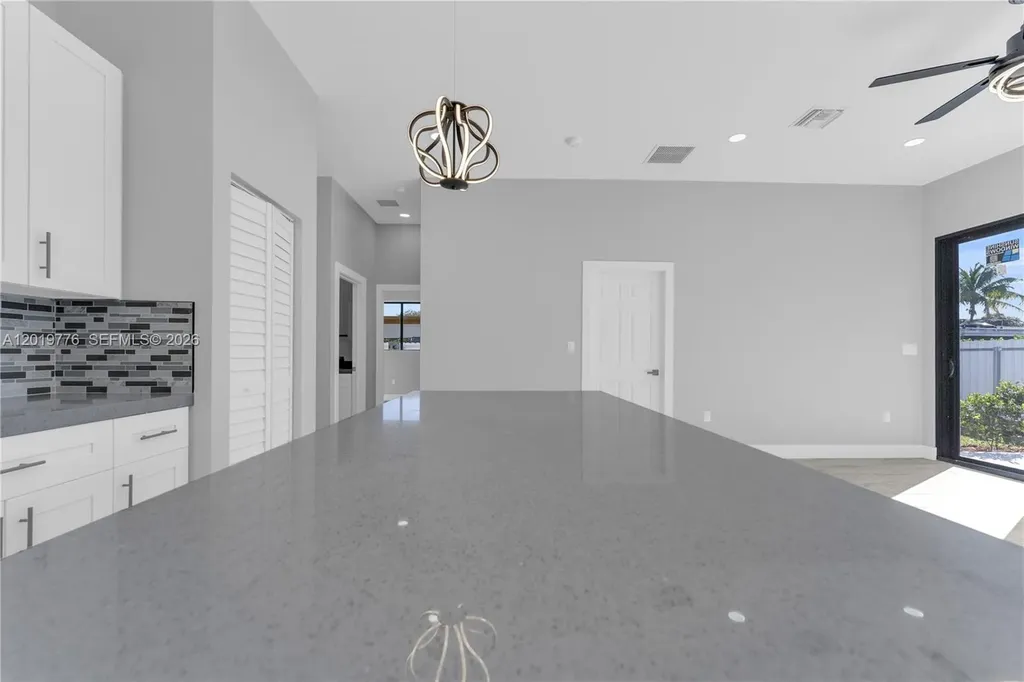 2947 NW 9th Street Fort Lauderdale FL 33311