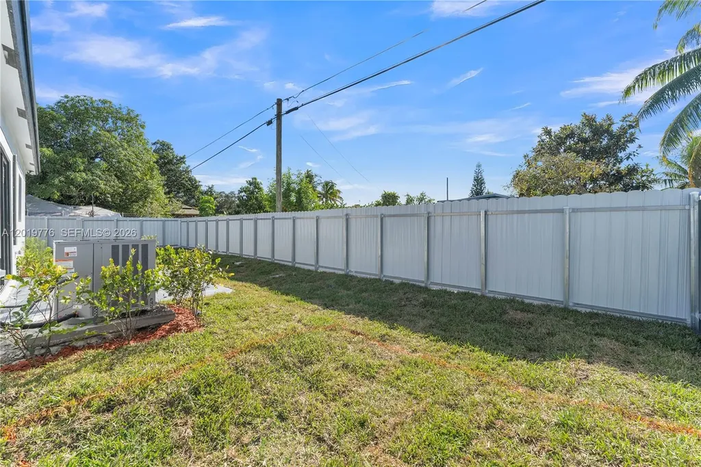 2947 NW 9th Street Fort Lauderdale FL 33311