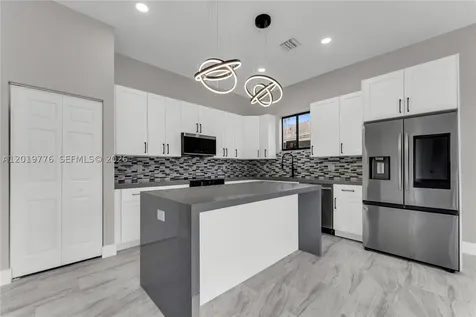 2947 NW 9th Street Fort Lauderdale FL 33311