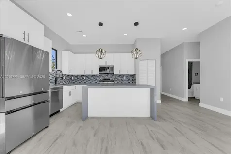 2947 NW 9th Street Fort Lauderdale FL 33311