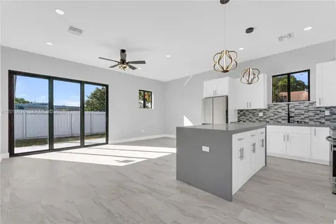 2947 NW 9th Street Fort Lauderdale FL 33311