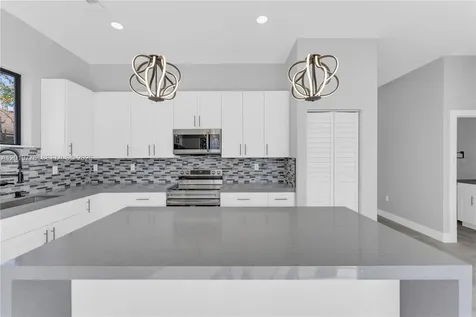 2947 NW 9th Street Fort Lauderdale FL 33311