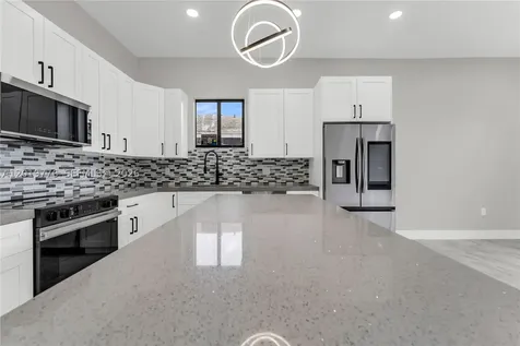 2947 NW 9th Street Fort Lauderdale FL 33311