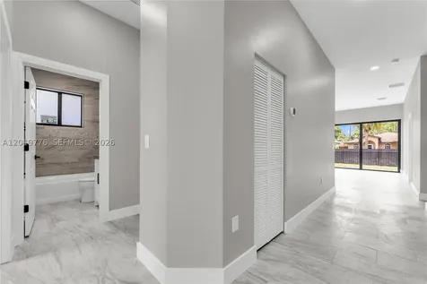 2947 NW 9th Street Fort Lauderdale FL 33311