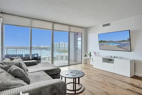 18021 Biscayne Boulevard Aventura FL 33160