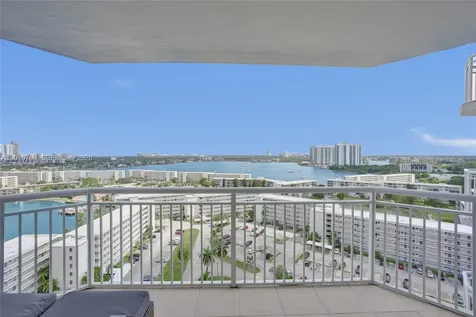 18021 Biscayne Boulevard Aventura FL 33160