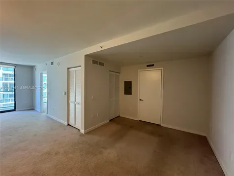 31 SE 6th Street Miami FL 33131